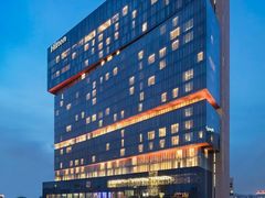 -广州天河希尔顿酒店