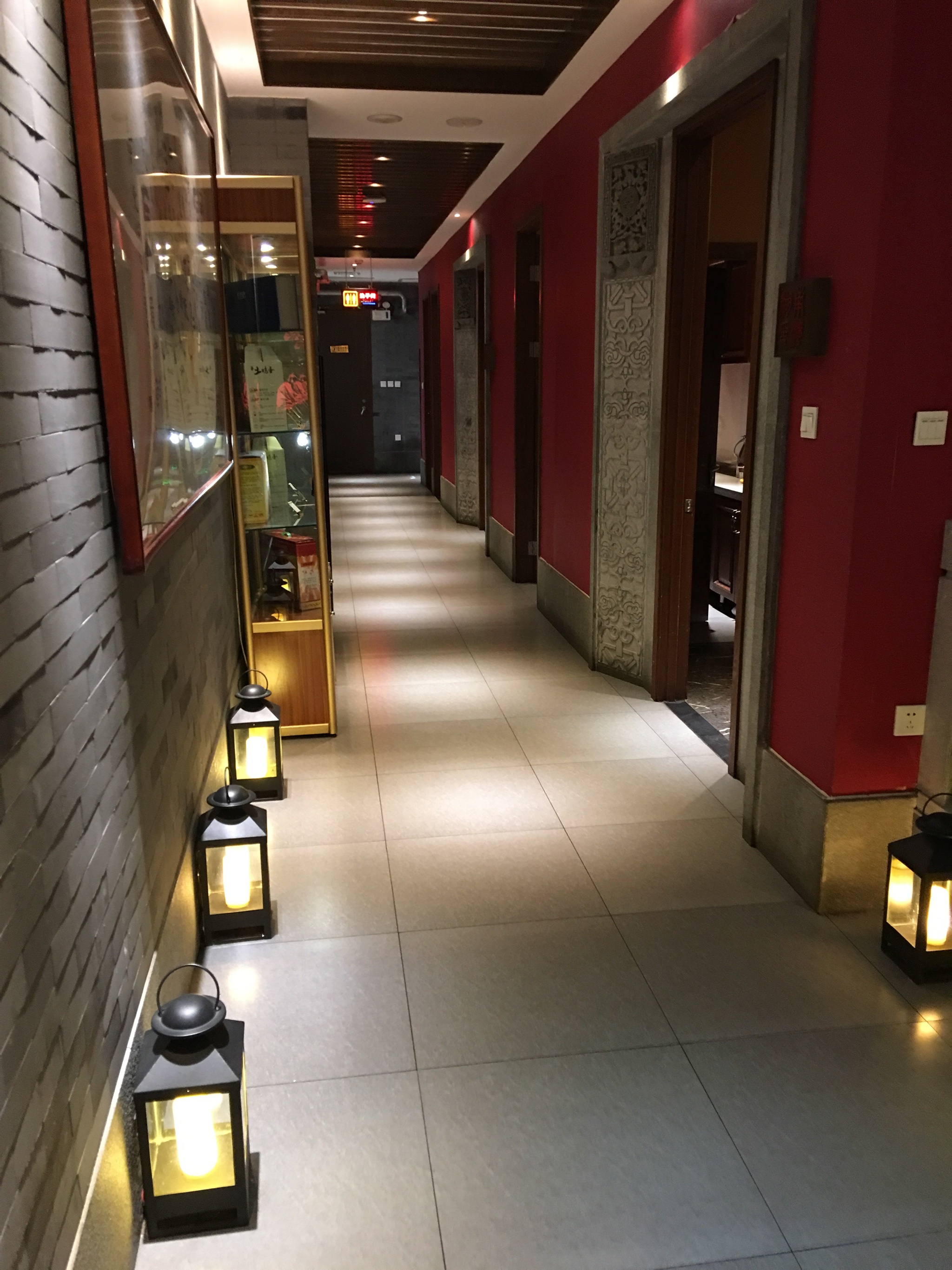 年底聚餐,位置选在信阳食府,从中土大厦西-大众点评