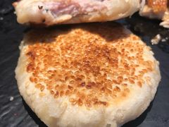 鱼肉烧饼-Local泰莲庭(虹鳟鱼店)