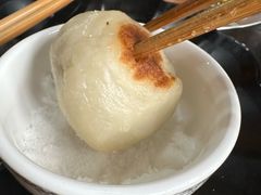 -果松木炭酸菜铜火锅·外婆参鸡汤