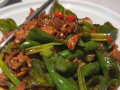 -关东小磨东北菜(漕河泾印象城店)