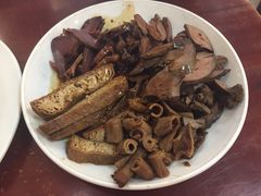 -余杨鸭鸭餐厅