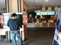 -麦当劳(沙井京基百纳广场店)