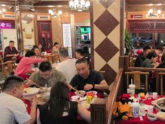 -山城年华老火锅(玉林店)