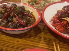 -冶建镜子·老南昌大排档·江西虾王(总店)