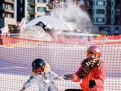-中旅松花湖滑雪场