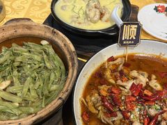 -天宝食坊·啫啫煲大排档(西华路店)