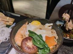 -湊湊火锅·茶憩(新中关购物中心店)