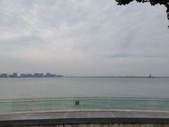 -上海滴水湖皇冠假日酒店