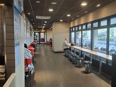 -麦当劳(江湾镇店)