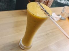 肉肉白白-魏客咖啡(中铁中心店)