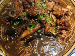 -老码头黑皮肘子锅包肉(赣水路店)