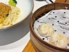 -馋三尺蟹粉小笼(人民广场店)