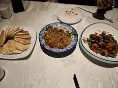 -鄱阳湖·江西小炒·瓦罐煨汤(五道口店)