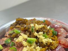 -梁阿婆廿年老牌扣肉糯米饭