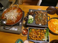 -恩你小木屋·韩式料理(假日广场店)