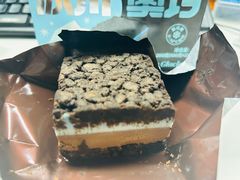 -好利来(建邺吾悦广场Lab主题店)