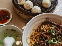 -佬钱湾仔(衣裳街店)