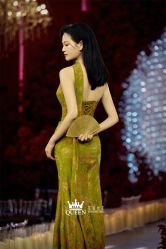 点击看大图 -艾拉·女王婚纱礼服馆