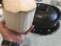 -烹然四季椰子鸡火锅(团结湖总店)