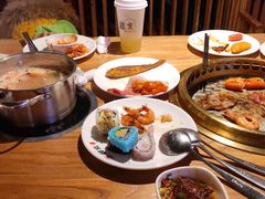-韩京炭火烤肉自助料理(柯桥万达店)