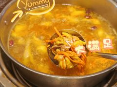 -一席地·本地鸡窝·杭帮鸡火锅(萧山银隆百货店)