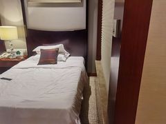 -宜昌均瑶国际酒店(宜昌CBD购物中心夷陵广场店)