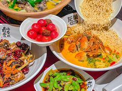 -龙巢盱眙龙虾·牛蛙·烧烤宵夜(八卦岭店)