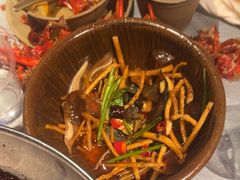 -巴厘龙虾·榜首油焖大虾(音乐学院·沿江酒馆店)