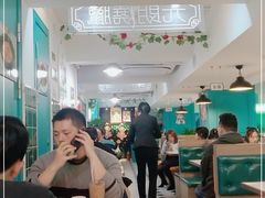 -东鑫记港式茶餐厅(南京东路店)