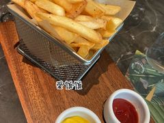 -大树餐厅(红旗街万达店)