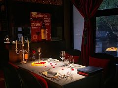 -弦月窗LUNETTE BY AMANDA(复兴路店)