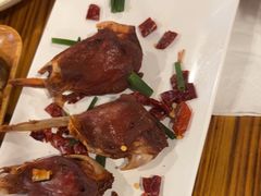 -冶建镜子·老南昌大排档·江西虾王(总店)