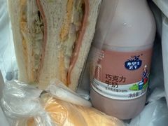 -皇朝西饼(建设店)