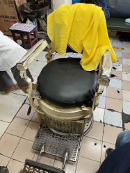 -兰建理发店