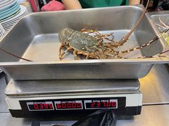 -班赞海鲜市场胖阿姨加工点
