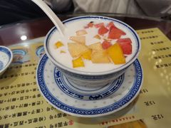 -广信牛奶甜品世家(台东店)