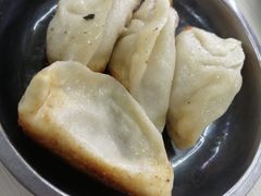 -黄阿姨锅贴大王(万航渡路店)