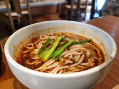 小锅米线-云海肴·汽锅鸡·云南菜(天山百盛优客店)