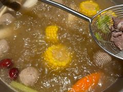 -左庭右院鲜牛肉火锅(金山万达店)
