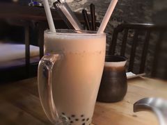 大红袍珍珠奶茶-湊湊火锅·茶憩(杭州湖滨银泰in77店)