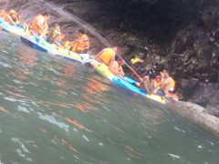 -安吉龙王山峡谷漂流