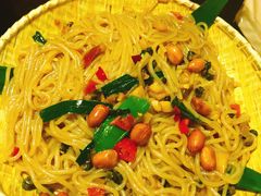 爆炒螺丝粉-老表记广西宵夜螺蛳鸭脚煲(西大店)