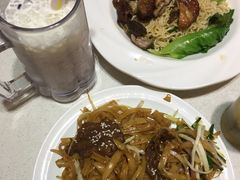传统干炒牛河-潮庭港式茶餐厅·熊仔奶茶(同济广场店)