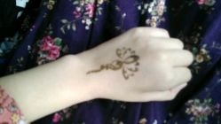 -鳌首刺青纹身 穿孔饰品店