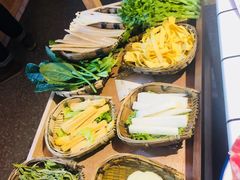 -贤合庄卤味火锅(时代广场店)