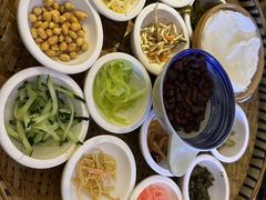 -包整·丝娃娃(一览甲秀楼风景店)