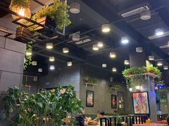 大堂-愉肴麻辣香锅(中山路店)