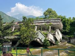 -四川汶川特大地震漩口中学遗址