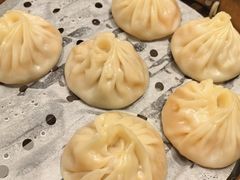 -馋三尺蟹粉小笼(人民广场店)